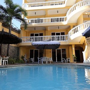 Mermaid Resort And Dive Center